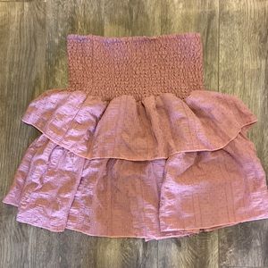 SHEIN pinks ruffle skirt never worn size L
